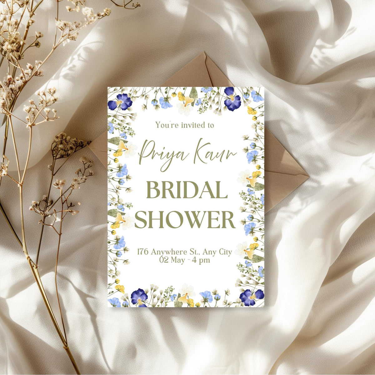 Personalised Floral Bridal Shower Invitation, Elegant Bridal Shower Invite, Printed 5x7 Invitations, Shipped to You